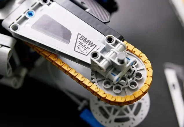 M 1000 RR (1920 PEZZI)