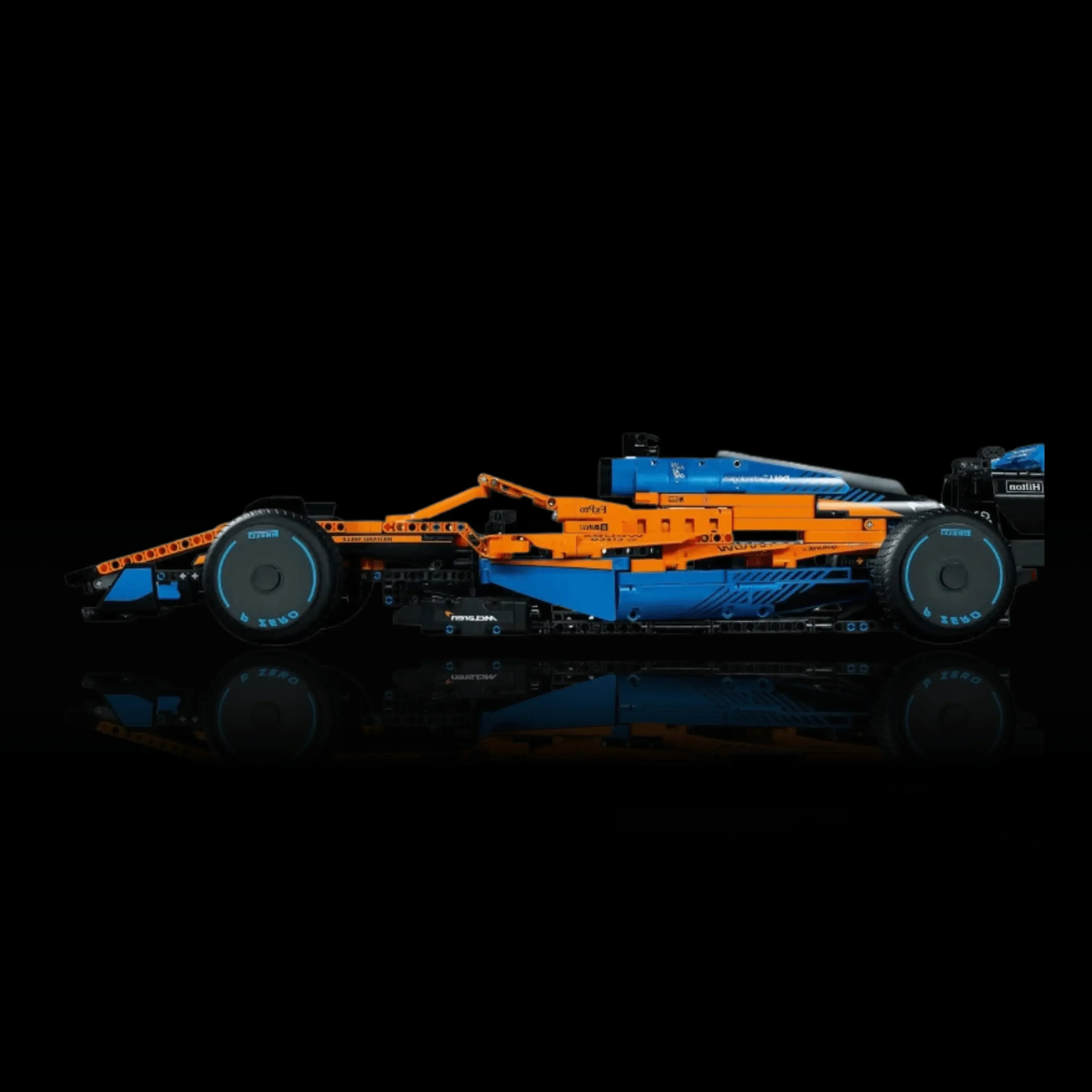 MCL RACING (1432 PEZZI)