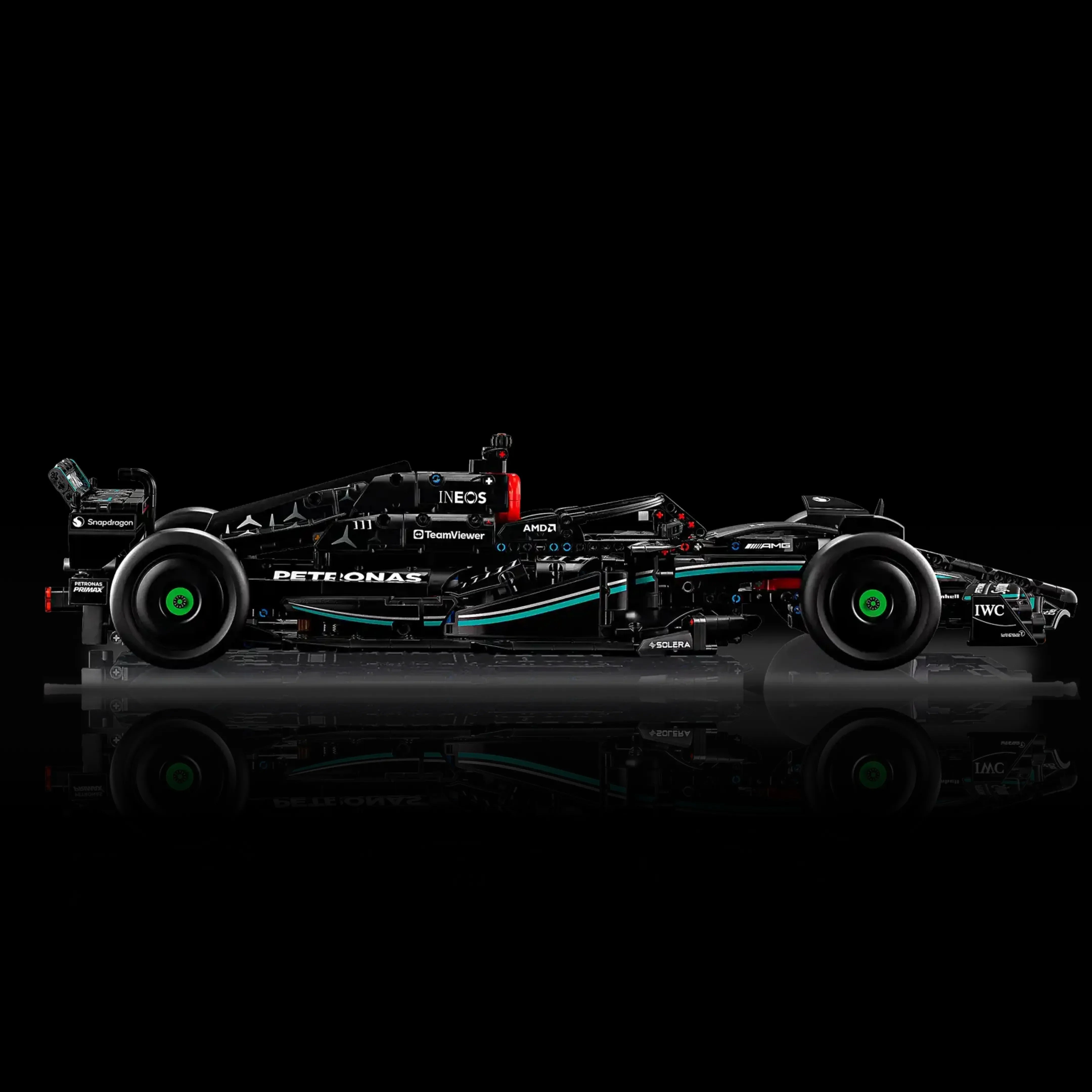 AMG F1 W14 (1642 PEZZI)