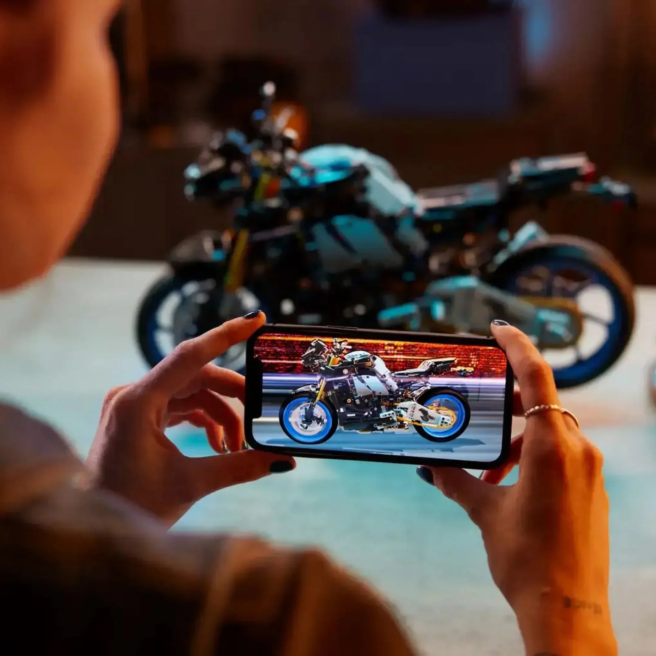 MT-10SP – Kit modello (1478 pezzi)